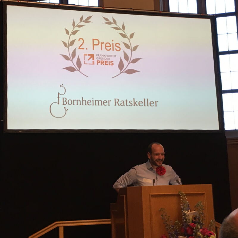 Mario bei der Dankesrede beim Frankfurter Gründerpreis 2019