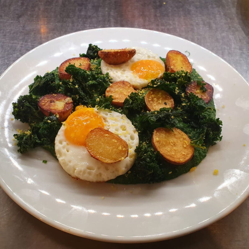 Grünkohl mit gebratenen Drillingen vom Birkenhof in Bruchköbel