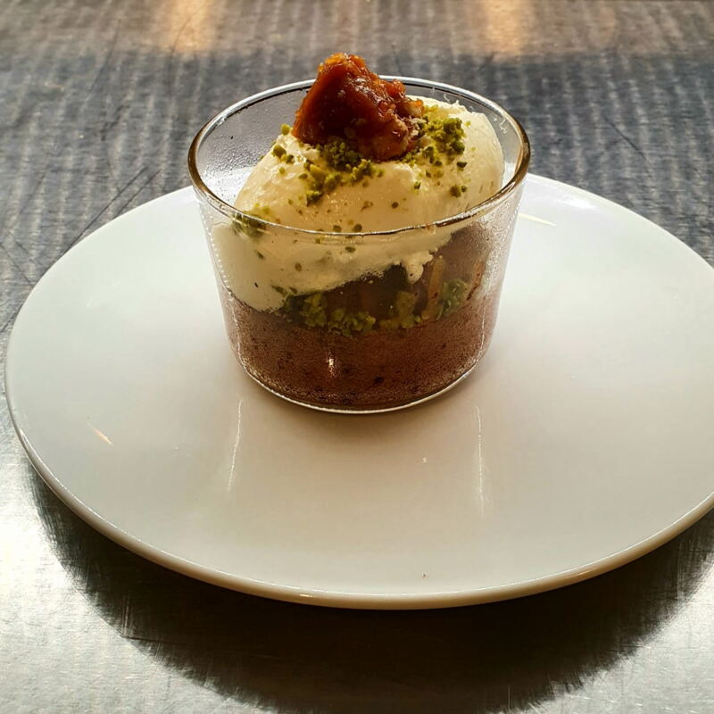 Rüblikuchen mit Hüttenthaler Schmand