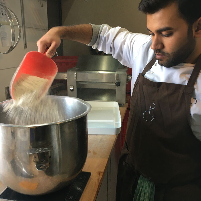 Zubereitung des Brotes ©cw