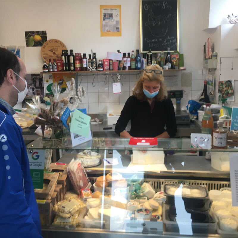 Herzlicher Empfang an der Käsetheke ©cw