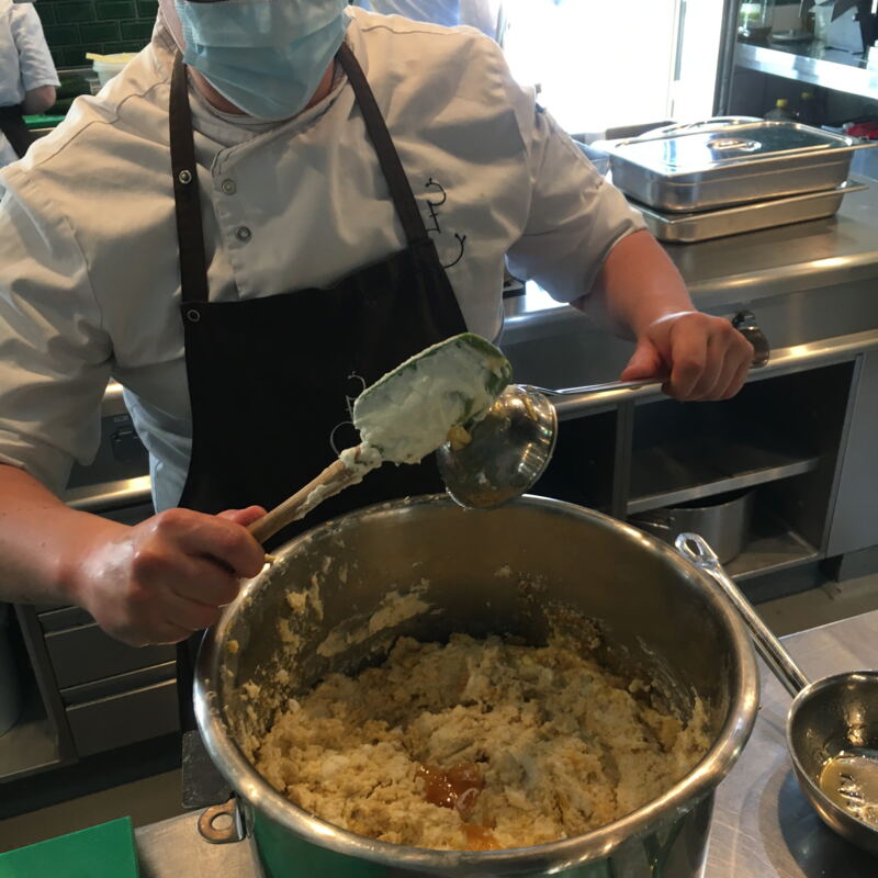 Dessertvorbereitung ©cw