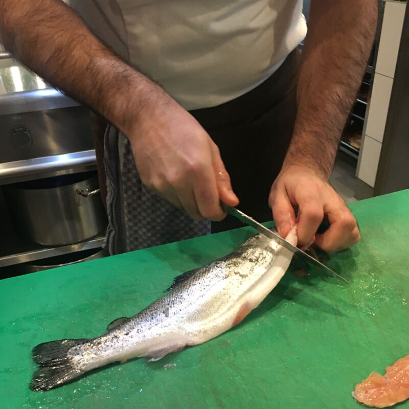 Die 60 Tiere mussten erstmal filetiert werden
