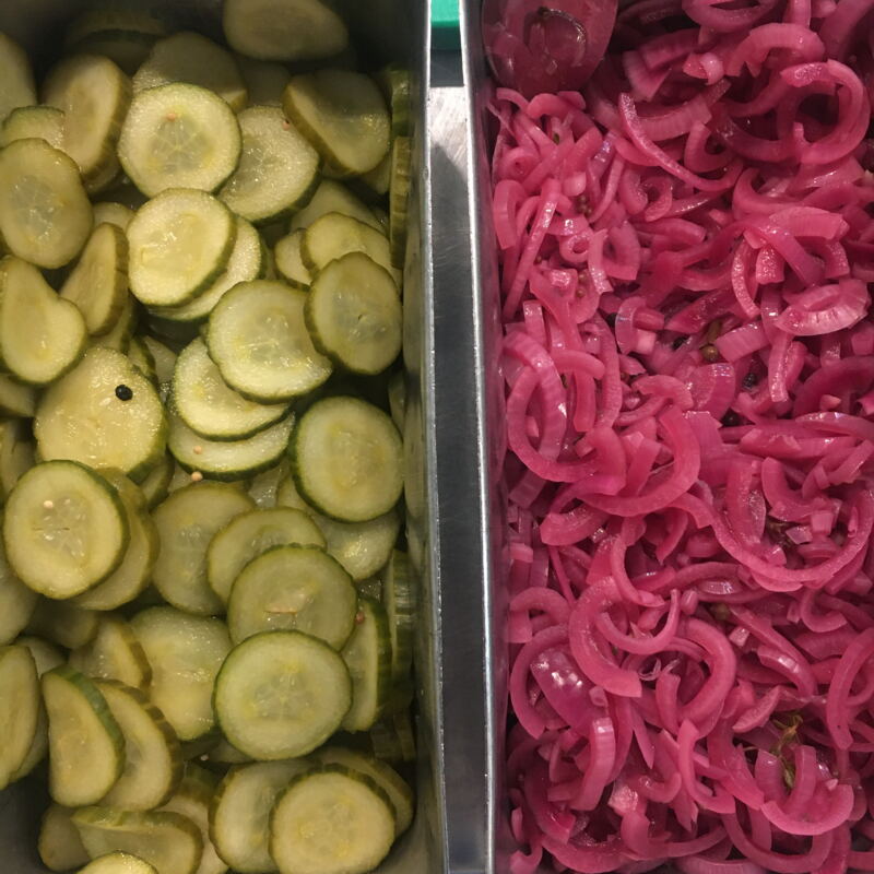 Eingelegte Gurken & Zwiebeln ©cw