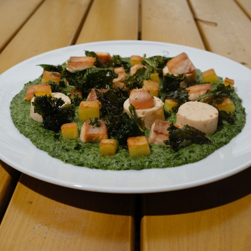 Zweierlei Grünkohl mit Saibling ©JOURNAL FRANKFURT/Dirk Ostermeier