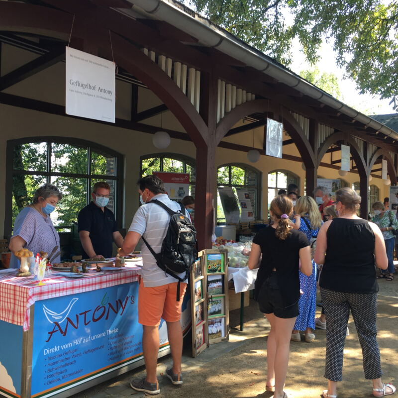 Am Stand der Familie Antony (Geflügel) ©cw