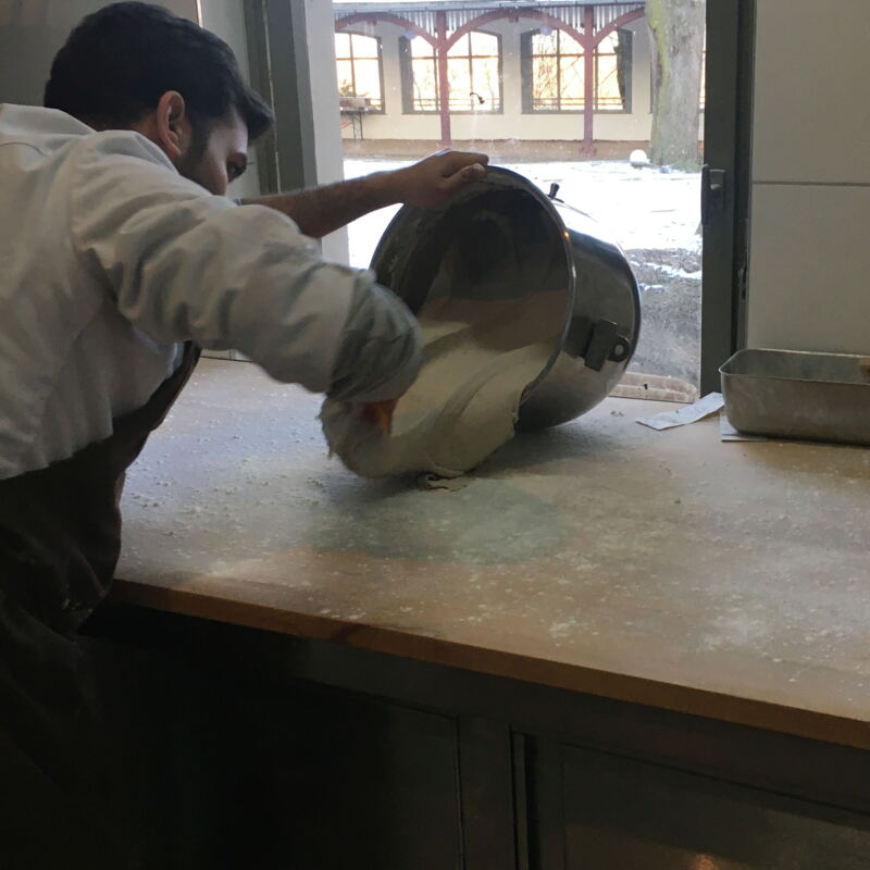 Arbeitsplatz mit Blick in den Garten ©cw