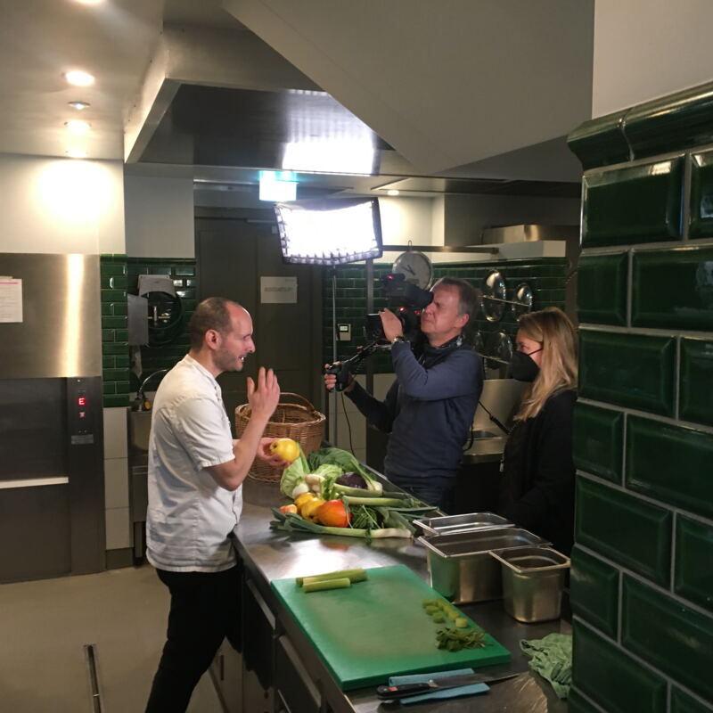 Dreh in der Küche des Bornheimer Ratskellers ©cw