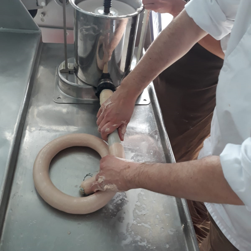 Gelbwurstproduktion ©Max Heyde